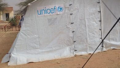 صورة كيفه / ثانوية أغورط تستفيد من بعض الخيام لحل مشكل الإكتظاظ ونقص الحجرات