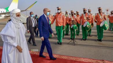 صورة ولد الغزواني يحضر تنصيب الرئيس النبجري في نيامى