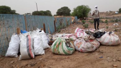 صورة كيفه / جمعية “منتدى شباب ولاية لعصابه ” تقوم بحملة لنظافة مقبرة كيفه( فيديو )