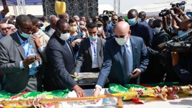 صورة وضع حجر الأساس لجسر يربط بين موريتانيا والسينغال