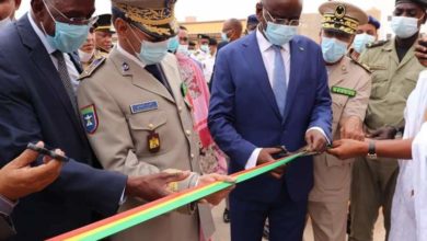 صورة وزير الداخلية والمدير العام للأمن الوطني يدشنان ثلاث مفوضيات للامن