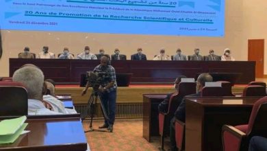 صورة غزواني يشرف على توزيع جوائز شنقيط لسنة 2021