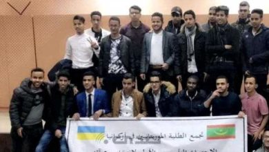 صورة وصول الطلاب الموربتانيين العالقين في أوكرانيا إلى نواكشوط