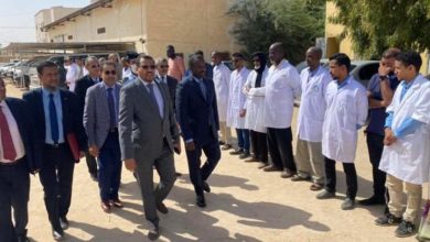 صورة وزير التنمية الحيوانية يزور بعض المصالح التابعة لقطاعه