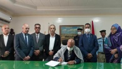 صورة وزير الثفافة يقدم التعازي في وفاة الإعلامية شيرين أبو عاقلة