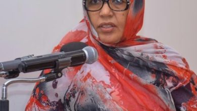 صورة مفوضة الأمن الغذائي : 41 ألف طن من الأعلاف تم بيعها للمنمين ( تدوينة )