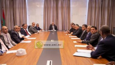صورة رئيس الجمهورية يجتمع بالمكتب التنفيذي لرجال الأعمال برئاسة زين العابدين