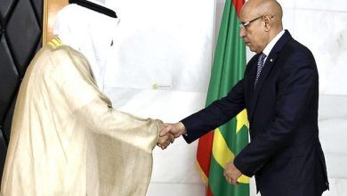 صورة ولد الغزواني يتسلم أوراق إعتماد عدة سفراء 