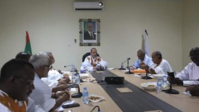 صورة المكتب التنفيذي لحزب الإنصاف يجتمع ويقرر زيارة رئيس الحزب لجميع الولايات الداخلية 