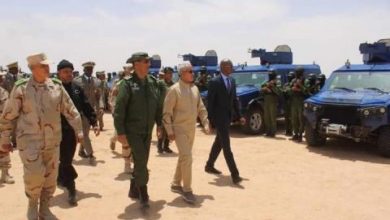 صورة وزير الدفاع المالي يجري مباحثات مع نظيره الموريتاني ويزور وحدة مكافحة الإرهاب