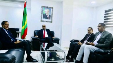 صورة وزير التنمية الحيوانية يستقبل سفير المملكة المغربية 