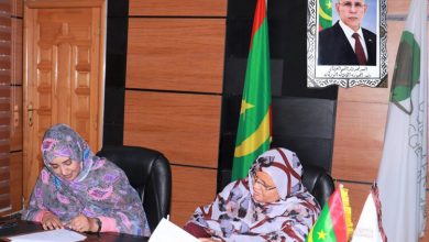 صورة توقيع اتفاقية تعاون بين جهة نواكشوط و مركزية شراء الأدوية و المستلزمات الطبية