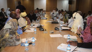 صورة لجنة المالية بالجمعية الوطنية تناقش ميزانية وزارة الصحة 