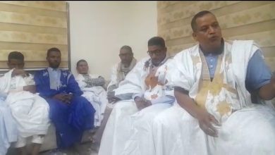 صورة نواكشوط / عناصر من “مبادرة كيفه نظيفه” ومزدهرة يجتمعون في انواكشوط ويطالبون حزب الانصاف بإختيار مرشحهم (تفاصيل)