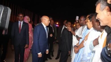 صورة إستقبال شعبي لولد الغزواني بعد عودته من الولايات المتحدة الأمريكية 