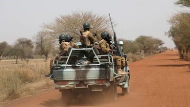 صورة مقتل عدد من العسكريين في هجوم للجماعات المسلحة شمال بوركينا فاسو