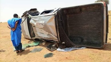 صورة لعصابه / إنقلاب سيارة تابعة لحزب تواصل بمدينة كنكوصة
