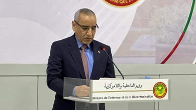 صورة وزير الداخلية : الوضع تحت السيطرة وقوات الأمن ستتصدى بقوة لمن يحاول المساس بالأمن العام 