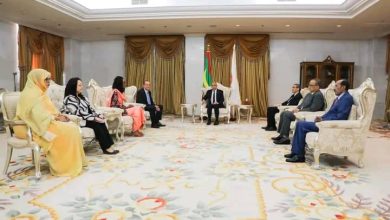 صورة رئيس الجمهورية يستقبل بعثة من صندوق النقد الدولى 