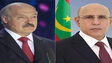 صورة رئيس الجمهورية يوجه برقية إلى نظيره البيلاروسي ( نص البرقية ) 