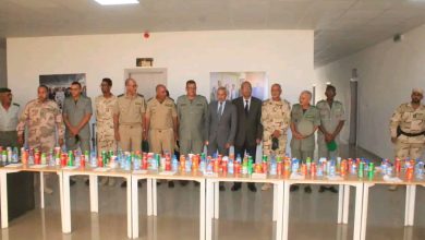 صورة وزير الدفاع الوطني يشرف على ترقية مجموعة من ضباط الصف