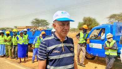 صورة كيفه /  تحت إشراف الوالي البلدية تطلق حملة تنظيف تستهدف مداخل المدينة