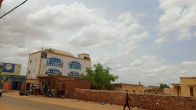صورة كيفه/ سحب ماطرة تتقدم في إتجاه مدينة كيفه من جهة الشرق
