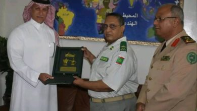صورة نواكشوط/ قائد فرقة الإستخبارات والأمن العسكري يستقبل بعثة من وزارة الدفاع السعودية