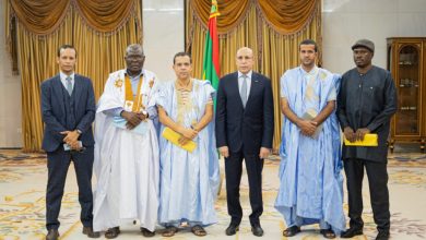 صورة نواكشوط/ رئيس الجمهورية يجري مقابلة مع عدة مواقع إلكترونية موريتانية 