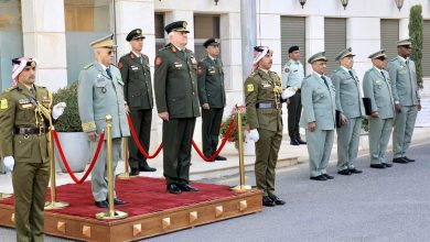 صورة قائد الأركان العامة للجيوش يؤدي زيارة عمل للمملكة الأردنية الهاشمية