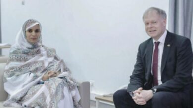صورة وزيرة المياه والصرف الصحي تستقبل في مكتبها السفير الألماني