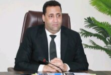 صورة الوزير الأول يدعو إلى تنفيذ المشاريع التنموية في أقرب الآجال خلال اجتماعه باللجنة الوزارية المكلفة بمتابعة المشاريع