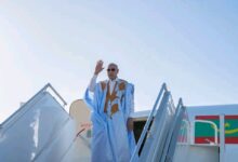 صورة رئيس الجمهورية السيد محمد ولد الشيخ الغزواني يتوجه إلى مدينة النعمة