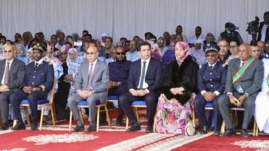 صورة رئيس الجمهورية يضع حجر الأساس لمستشفى جهوي بمدينة أكجوجت 