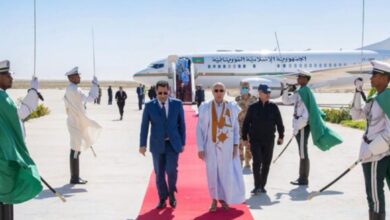 صورة بعد إشرافه على إنطلاقة مهرجان مدائن التراث بمدينة وادان رئيس الجمهورية يعود إلى العاصمة نواكشوط 