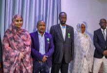 صورة بنت مولود توشح بعض موظفي قطاع المياه و الصرف الصحي ( قائمة التوشيحات  )