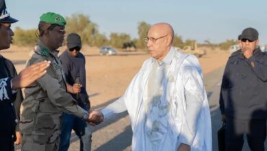 صورة رئيس الجمهورية يواصل زيارته لولاية كوركل ويصل مدينة لكصيبه