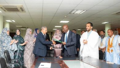 صورة وزيرة التجارة تشرف على توقيع اتفاقية لخفض أسعار بعض المواد الاستهلاكية من ضمنها الدجاج و الخضروات