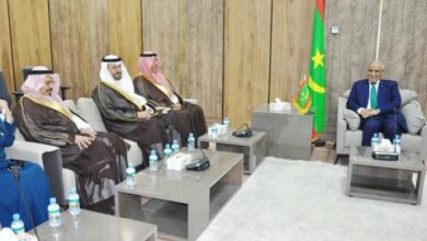 صورة رئيس الجمعية الوطنية السيد محمد ولد مكت يجري مباحثات مع وفد برلماني سعودي 