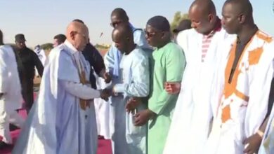 صورة استقبال شعبي حاشد لرئيس الجمهورية السيد محمد ولد الشيخ الغزواني في مدينة كيهيدي 