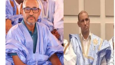 صورة إشادة بجهود رجلي الأعمال عبد القادر ولد الشيخ و لمرالط ولد أعمر في تسوية مشكلة جمركة الهواتف