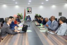 صورة الوزير الأول يترأس اجتماع اللجنة الوزارية المكلفة بمتابعة اكتتاب 3000 موظف 