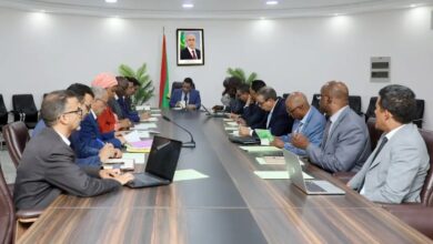 صورة الوزير الأول يترأس اجتماع اللجنة الوزارية المكلفة بمتابعة اكتتاب 3000 موظف 