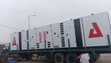 صورة مولد كهربائي بقوة 800 كل وات . في الطريق إلى مدينة كيفه