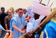 صورة لبراكنه/ الوزير الأول المختار ولد أجاي يعود إلى مسقط رأسه عودة الإنسان البسيط وسط احتفال عفوي من الأهالي